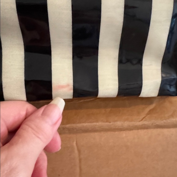 Betsey Johnson Black and White Striped Satchel, Vintage, Rare BETSEY JOHNSON - Picture 5 of 14